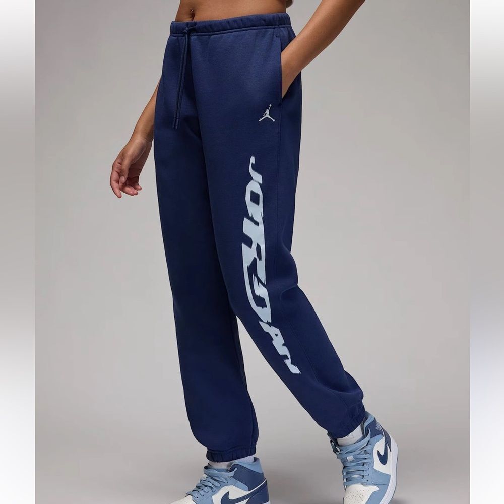 Jordan Navy Blue Women's Joggers sweatpants